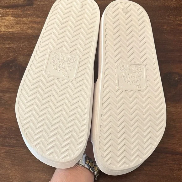 Archie’s white Slide Sandals ( NEW ) - Picture 6 of 8